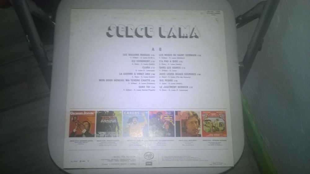 Vinyle Serge LAMA
LES BALLONS ROUGES
1974
Excellent etat
CD et vinyles