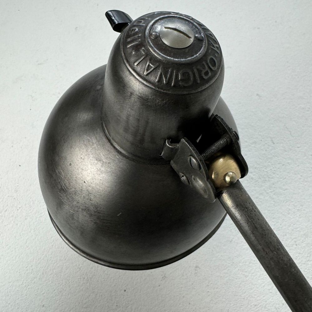 ANCIENNE LAMPE APPLIQUE ACCORDEON "&nbsp;KAISER IDELL&nbsp;" BAUHAUS
Décoration