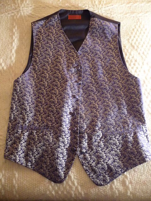 GILET de soire  marque Byzance 15 Marly-le-Roi (78)