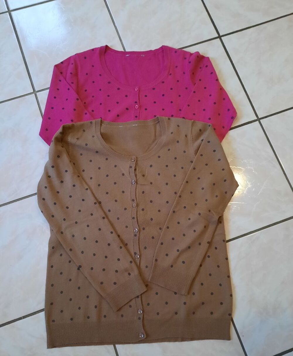 Gilet cardigan rose fuchsia ou marron imprim&eacute; pois T 38 - 40 Vêtements