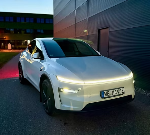 Tesla Model Y MODEL Y Grande Autonomie Dual Motor AWD 2025 occasion Saint-&Eacute;tienne 42000