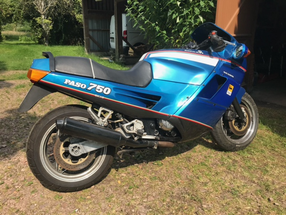 DUCATI 1990 occasion 27480 Lyons-la-For&ecirc;t