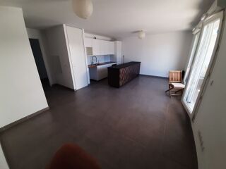  Appartement � louer 4 pi�ces 80 m�