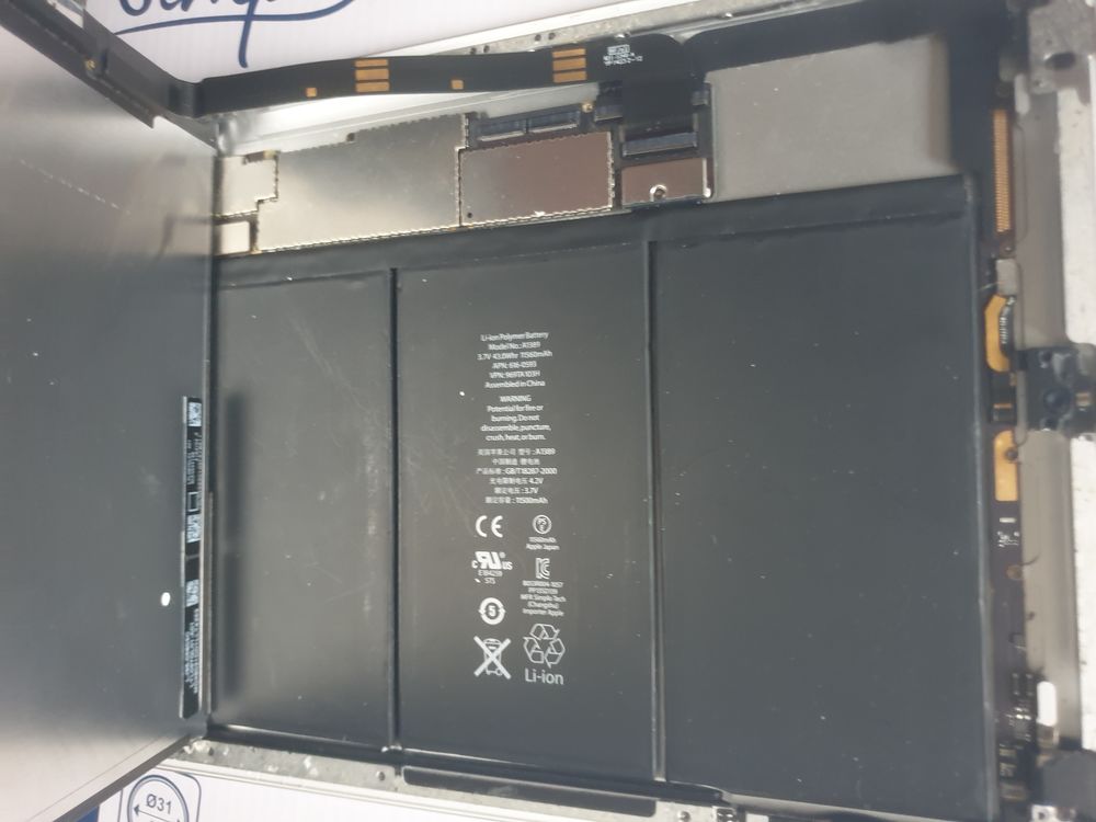 Lot de tablettes Apple pour pi&egrave;ces 2 Téléphones et tablettes