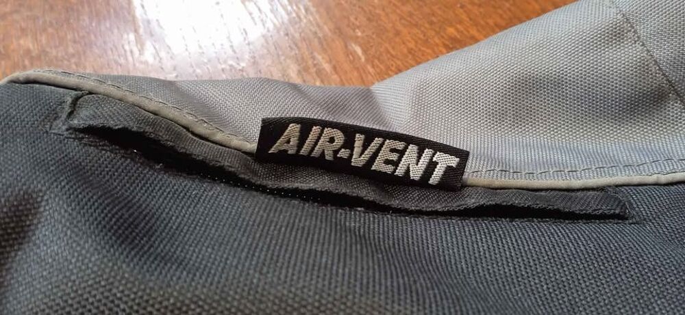 blouson moto renforc&eacute; neuf Vêtements