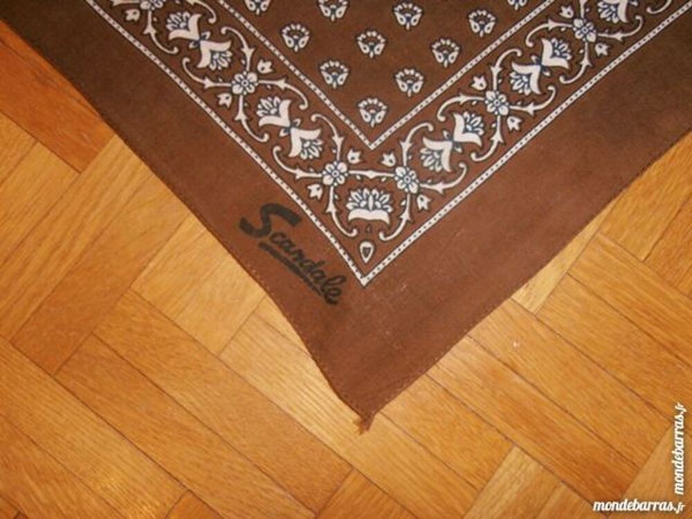 Bandanas marron (V3) Bijoux et montres