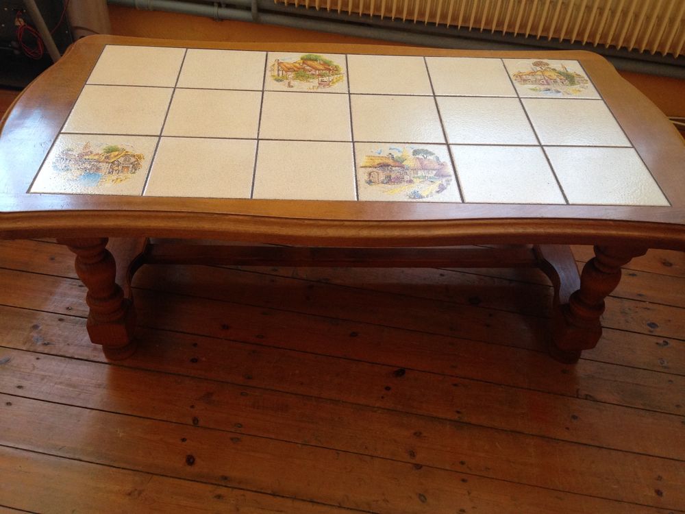 TABLE SALON VINTAGE Meubles