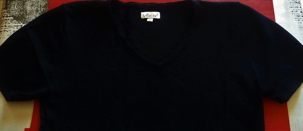 Pull l&eacute;ger noir &agrave; manches courtes tout Doux T 38 - 38 / 40 Vêtements