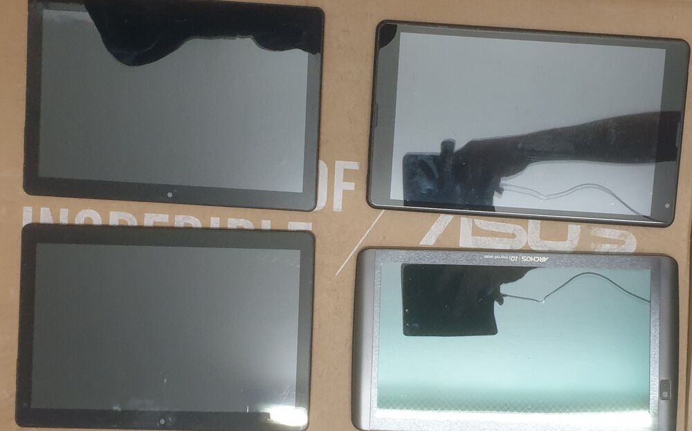 Lot tablettes pour pi&egrave;ces 2 Téléphones et tablettes