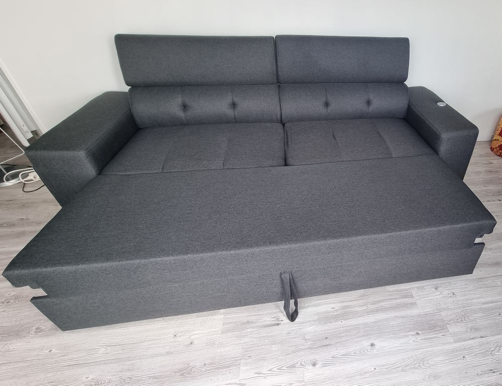 Canap&eacute; convertible gris anthracite (tr&egrave;s bon &eacute;tat) Meubles