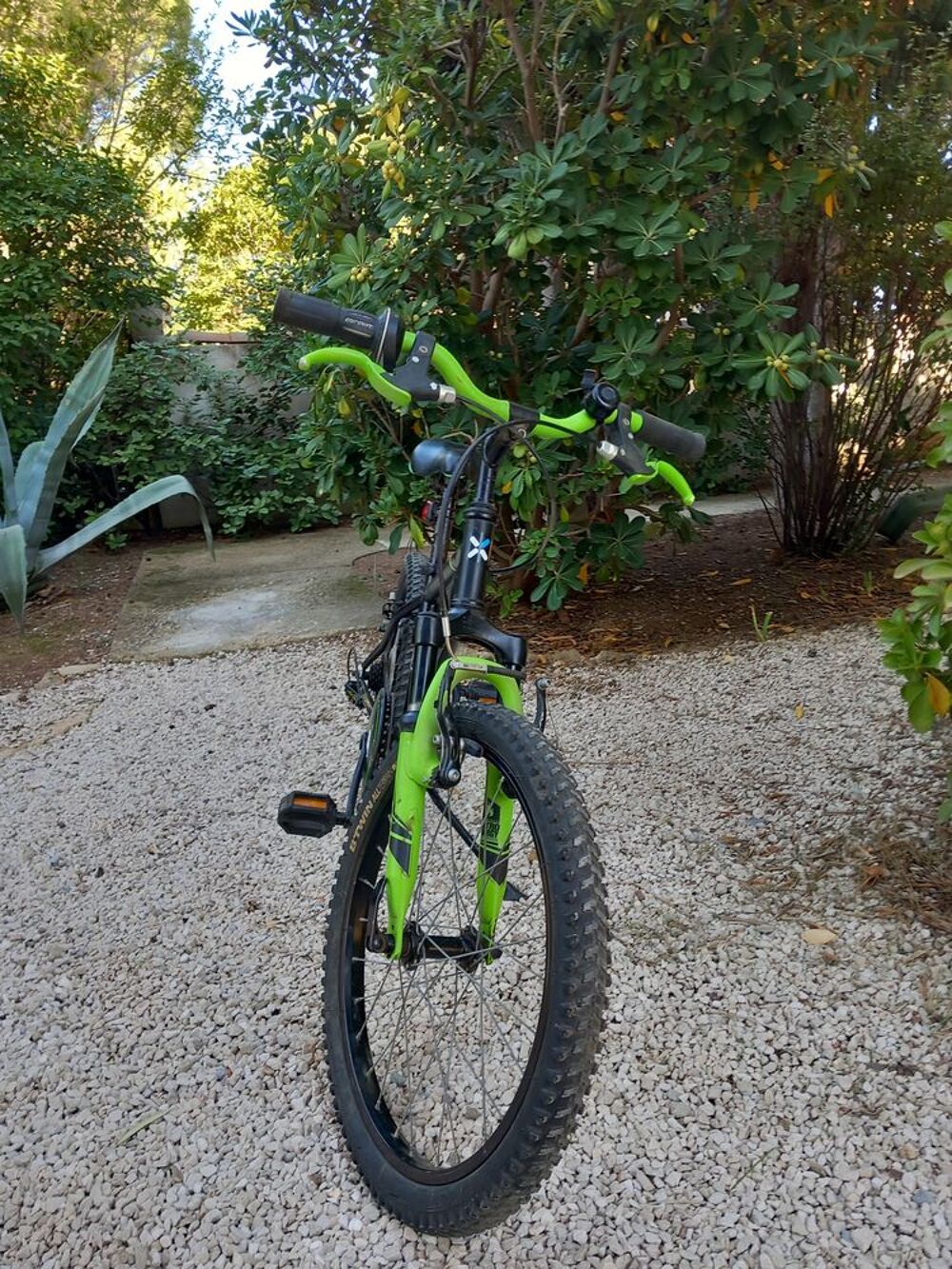 V&eacute;lo B"TWIN 20" Vélos
