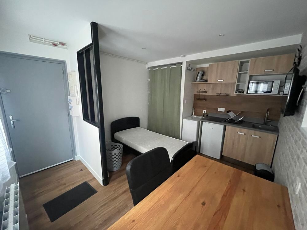 Location Appartement Studio meublé refait à neuf rue Jules Lecesne au Havre Le havre