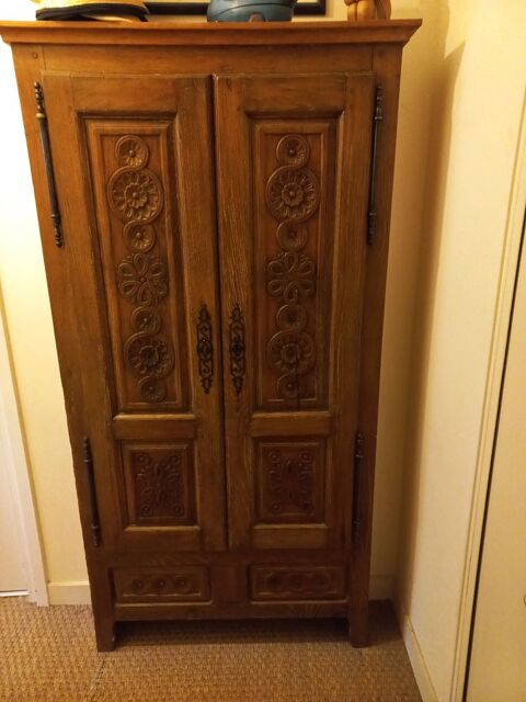 Petit meuble en nouer sculpt 200 Versailles (78)