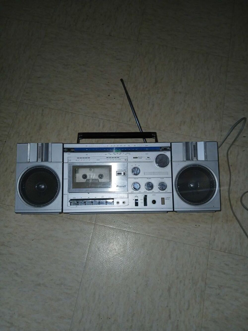 radio cassette tr&egrave;s bon &eacute;tat Instruments de musique