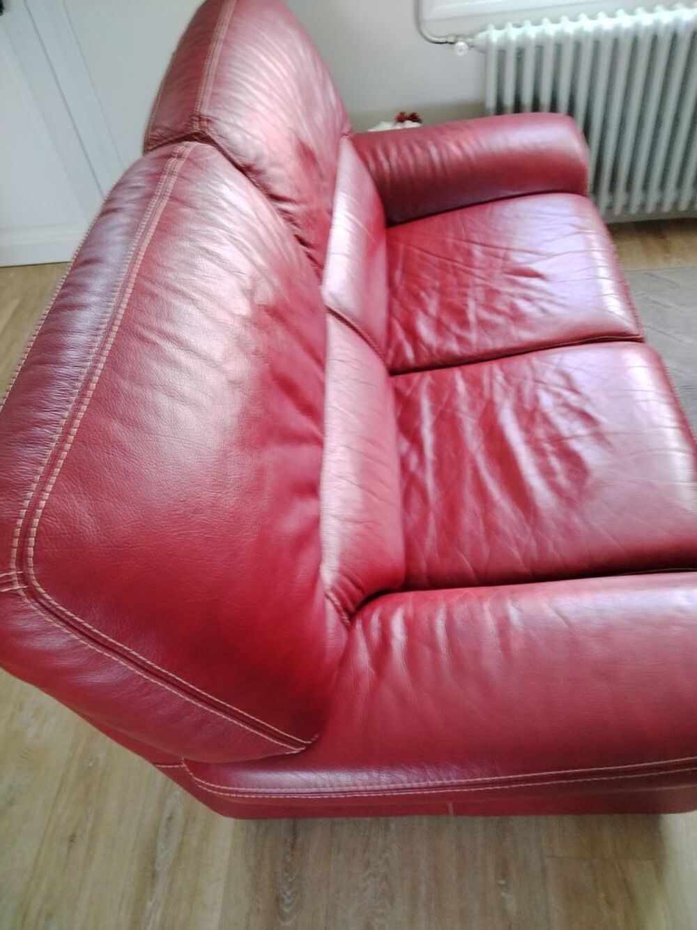 Canap&eacute; cuir rouge Meubles