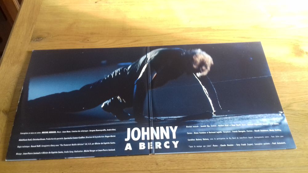 Vinyle 33T Johnny &agrave; Bercy CD et vinyles
