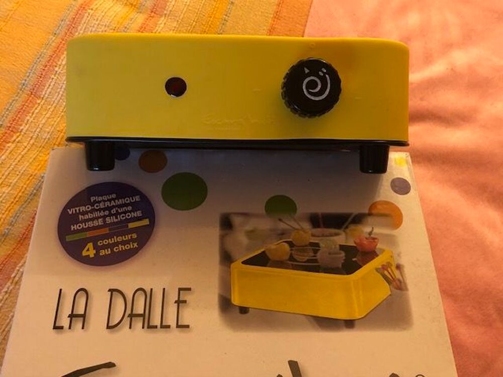 Chauffe-plat dalle vitro-c&eacute;ramique Cuisine