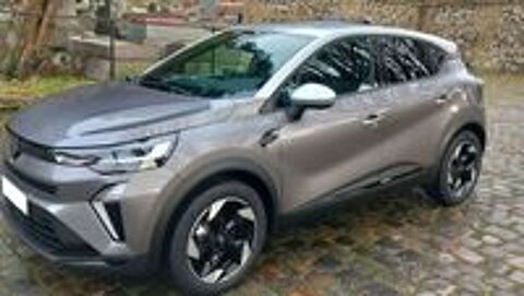 Captur Full hybrid 145 techno 2025 occasion 83400 Hyères