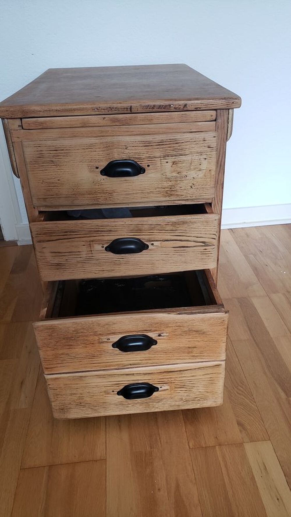 Commode de rangement en pin Meubles
