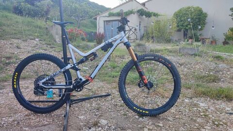 VTT enduro commencal meta am v4.2 2017 fox dition 2500 Montlimar (26)