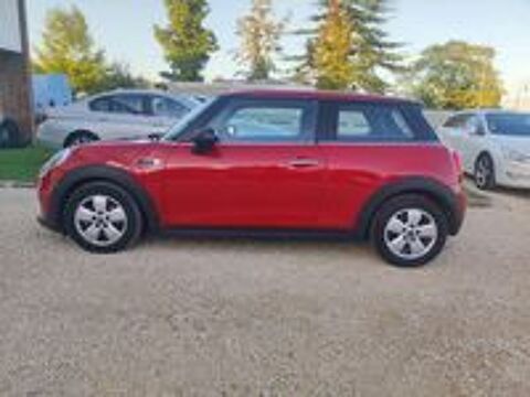 One Hatch 3 Portes 102 ch BVA6 2015 occasion 78390 Bois-d'Arcy