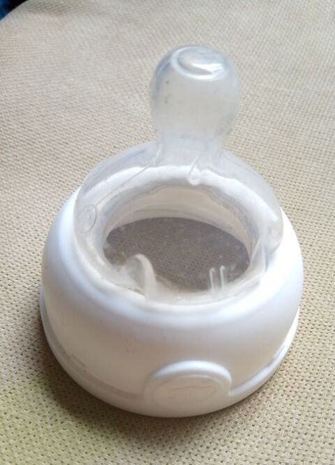 ttine et crou biberon Bb Confort 3 Beauchamp (95)