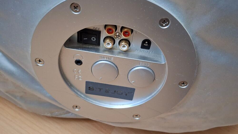 Pouf SIT &amp; JOY avec syst&egrave;me audio int&eacute;gr&eacute; Meubles