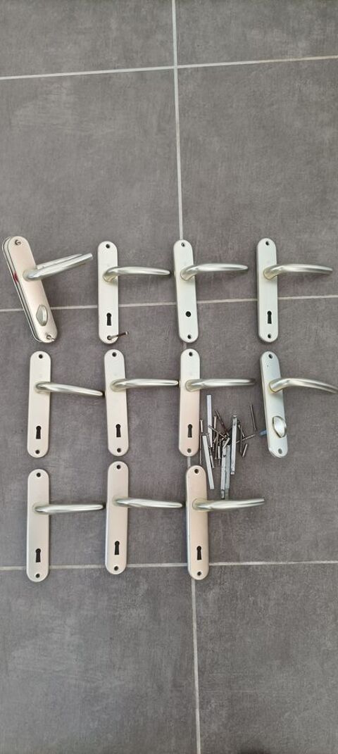 Poignes de porte 0 Sauvian (34)