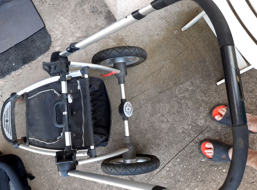 poussette avec nacelle Puériculture