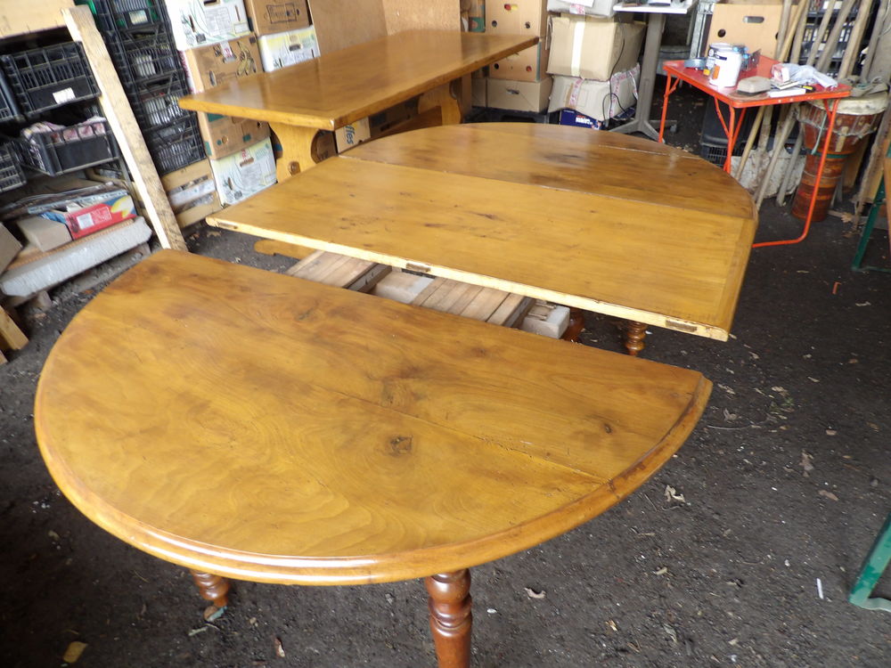 TABLE RONDE en CHENE MASSIF de 115 cm MAXI 115 x 365 cm Meubles