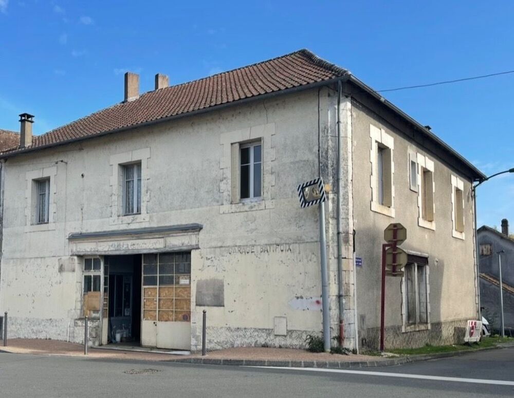 Vente Maison Maison Commerce Centre Ville Piégut-pluviers