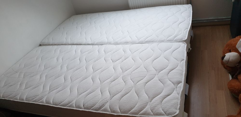 2 lits 90 x 190 sommier et matelas Meubles