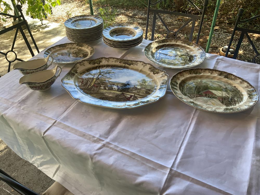 Service de table en fa&iuml;ence anglais Cuisine