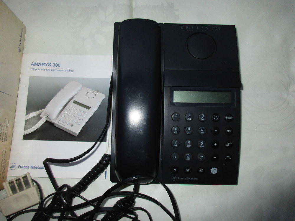 TELEPHONE FIXE TRES BON ETAT 