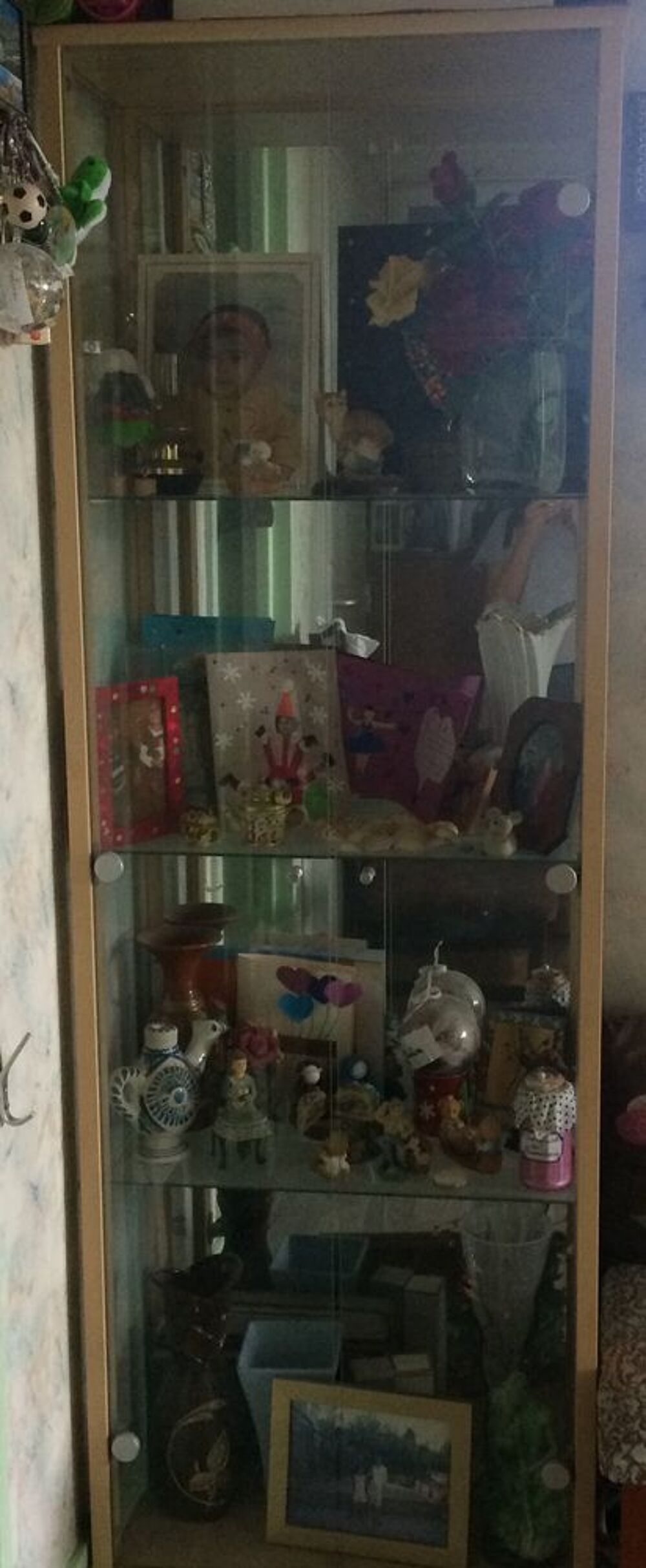 Meuble vitrine d'occasion &agrave; vendre Meubles