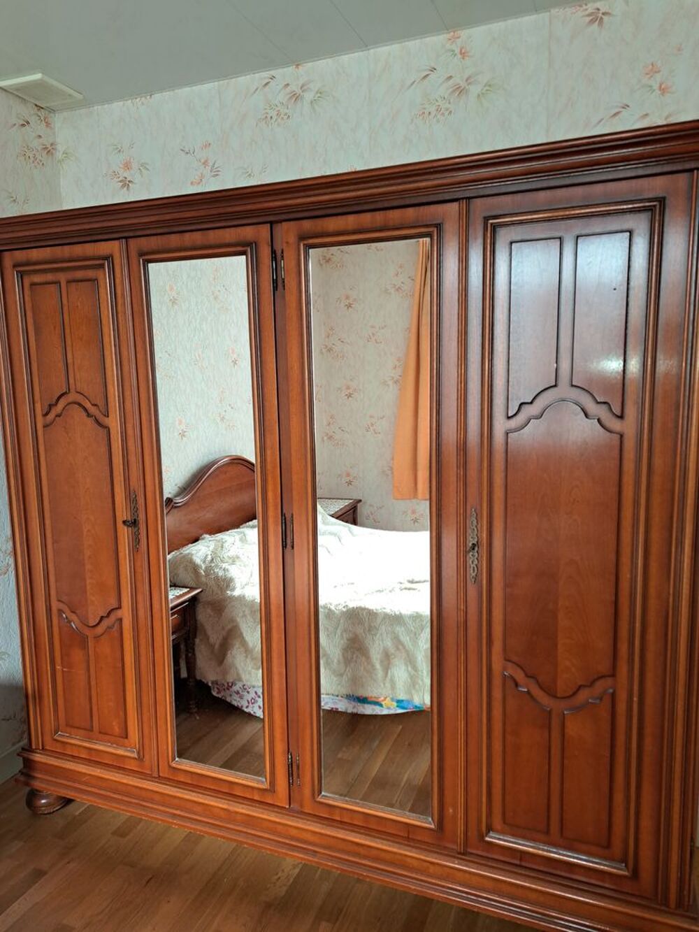 Chambre &agrave; coucher (2 adultes) avec sommier et matelas Meubles