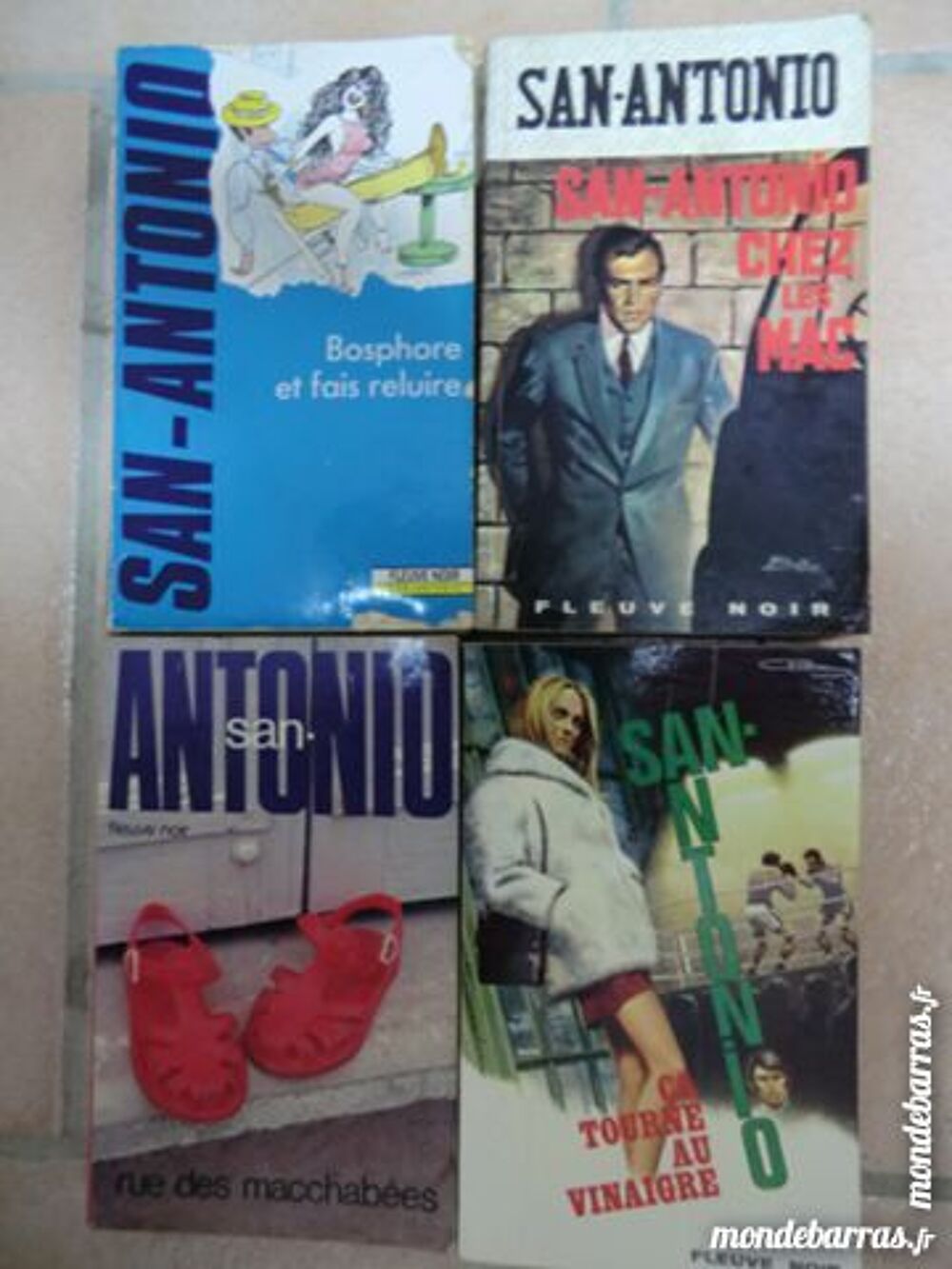 COLLECTION SAN ANTONIO Livres et BD