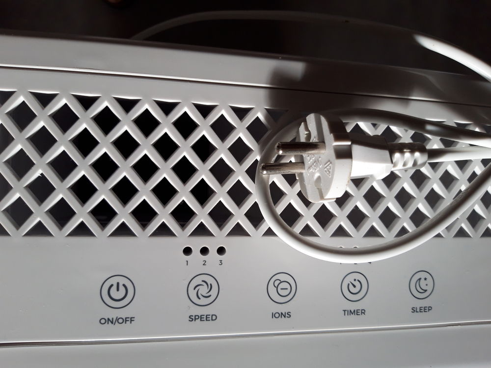 PURIFICATEUR et IONISATEUR d'air / Marque Pro Breeze Electroménager
