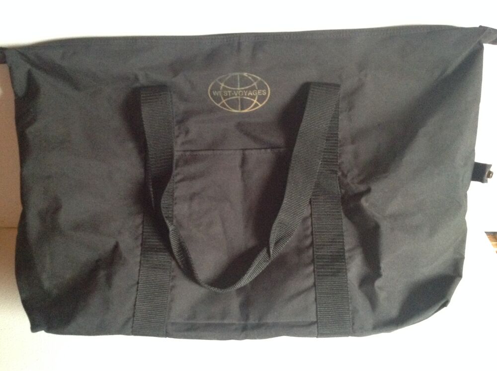 GRAND SAC EN TISSU OUEST-VOYAGES Envoi Possible
Maroquinerie