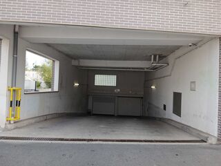  Parking / Garage à louer 12 m² Éragny