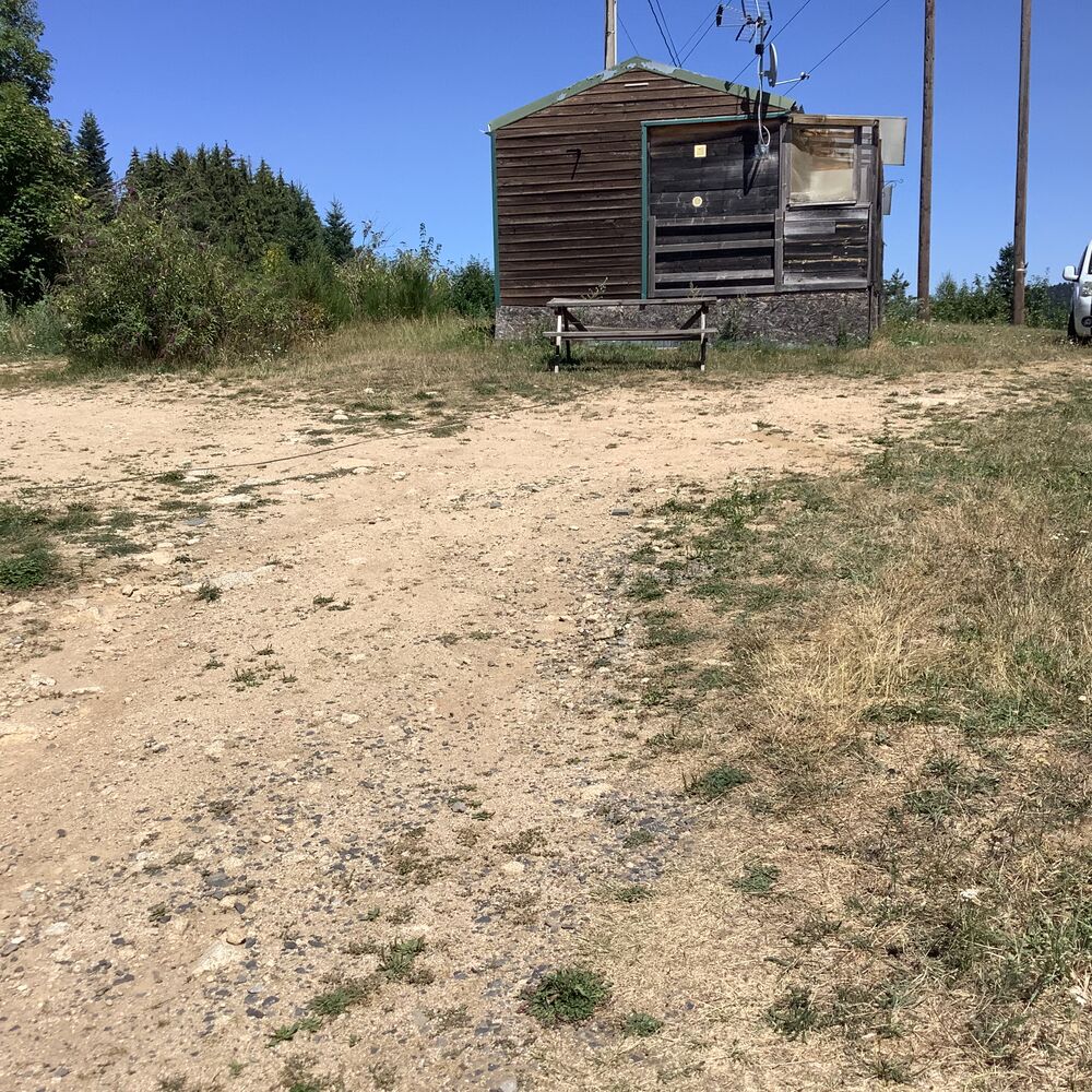 Vente Maison Maison il y'a trois appartement Mazet-saint-voy