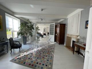  Maison  vendre 7 pices 270 m