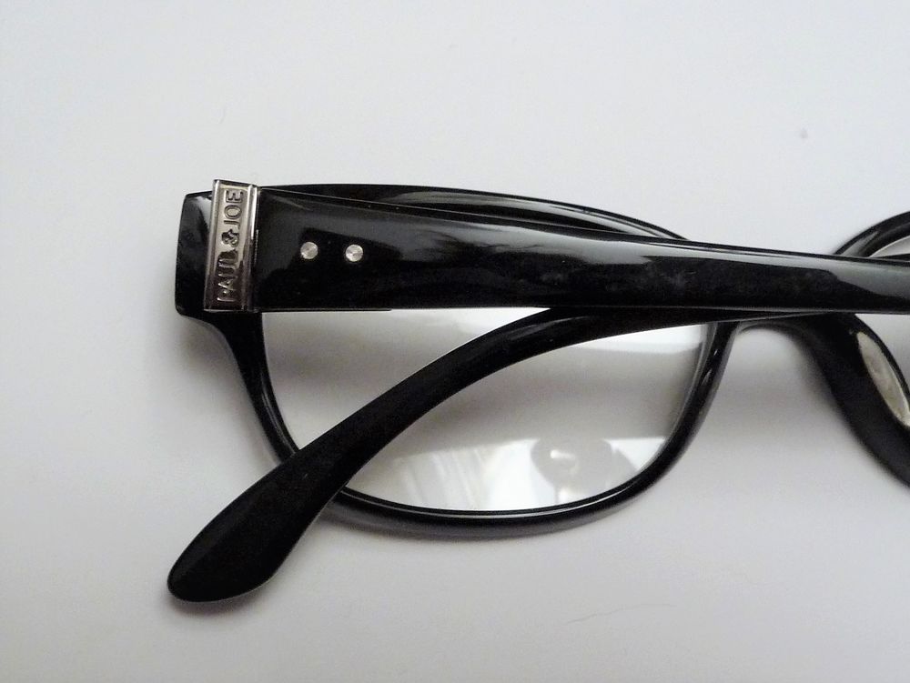 Monture/ Lunette de Vue Rectangle Plastique Noir- Paul &amp; Joe Bijoux et montres