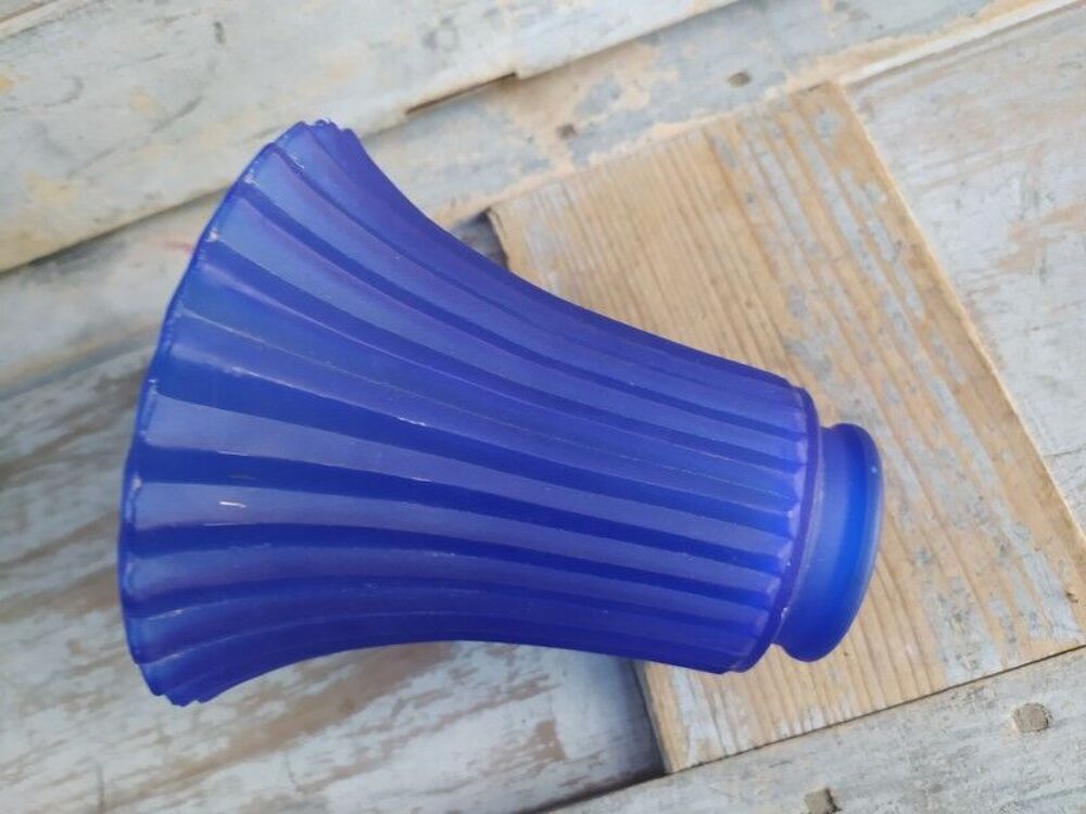 Ancienne Tulipe de Lampe Verre Bleue Cobalt Drap&eacute; Pliss&eacute; 
