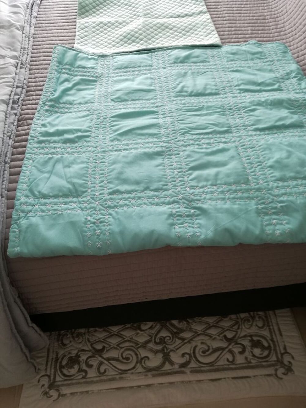 PLAID de LIT magnifique + Coussin assorti NEUFS Décoration