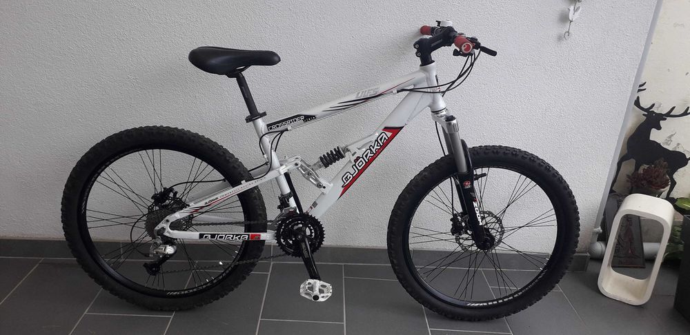 v&eacute;lo VTT Vélos