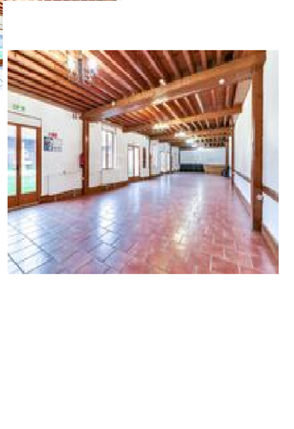   salle de réception dans ancienne ferme 
