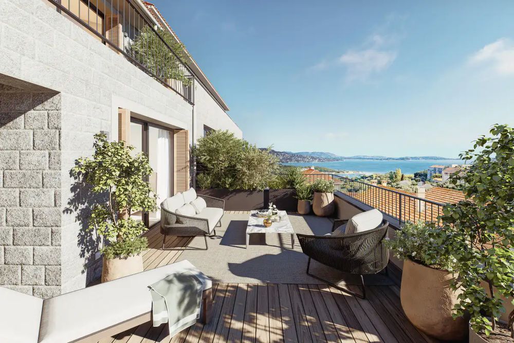 Vente Appartement APPARTEMENT 3 PIECES 89M2, LOGGIA, BALCON, PARKING, CAVE. Porto-vecchio