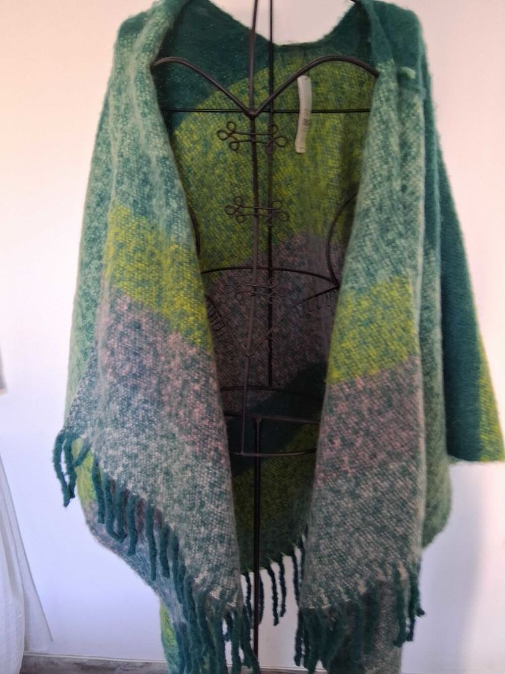 Jolie Cape Vêtements