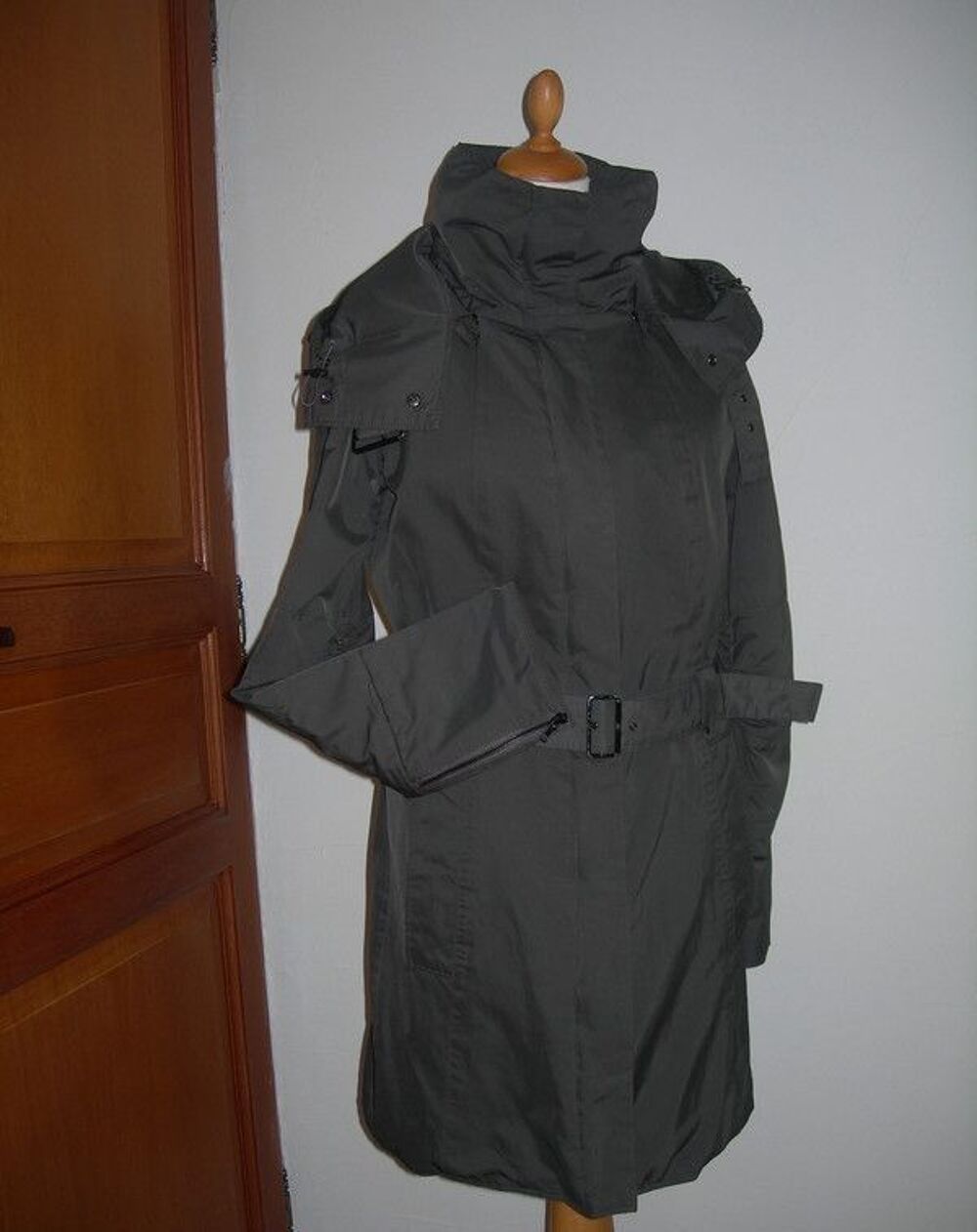 Superbe Trench "IKKS" Taille 36 Vêtements